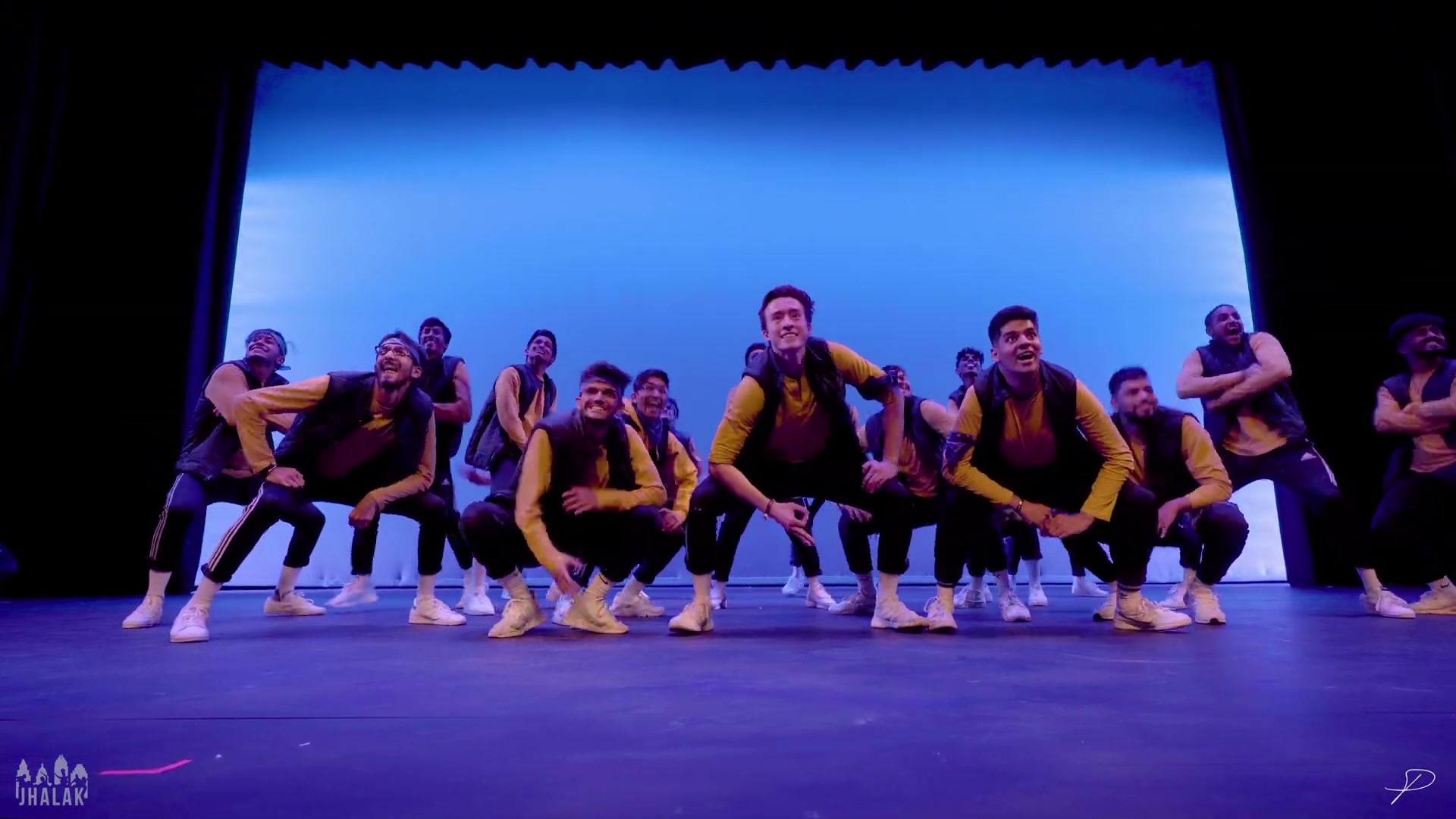 UT Dallas Raftaar performing at Jhalak, a collegiate Bollywood dance competition